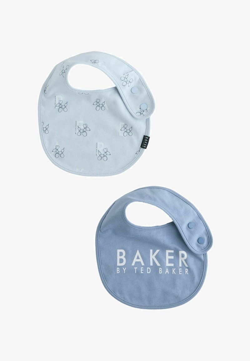 Deux bavettes pour bébé bleues, l'une avec de petits motifs de chiens en ballon et l'autre avec le texte "BAKER BY TED BAKER", toutes deux avec des fermetures à pression.