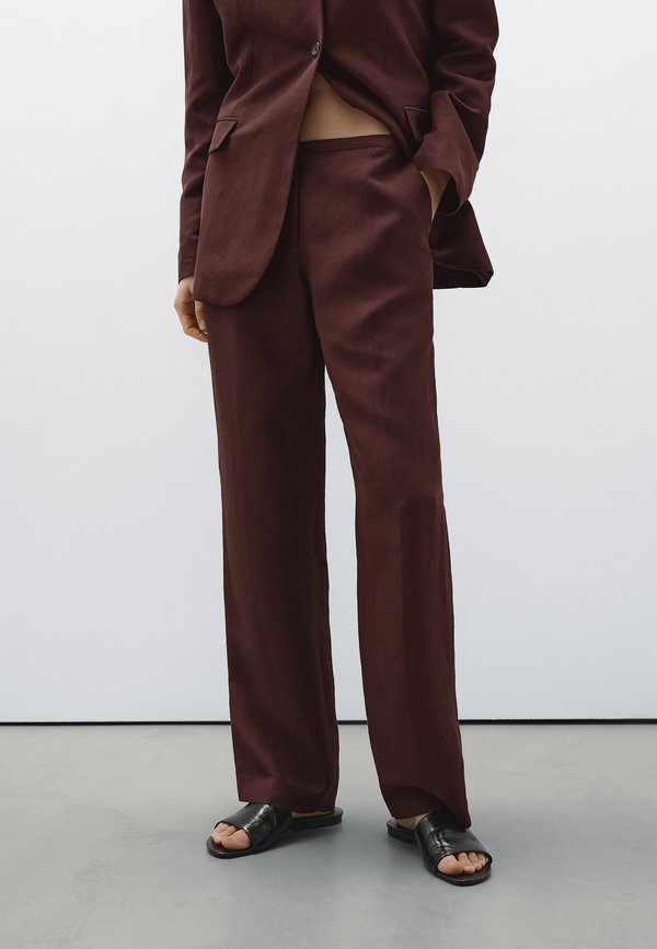 STRAIGHT-LEG - Trousers - bordeaux
