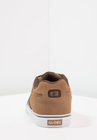 Globe ENCORE 2 - Sapatilhas - tan/brown