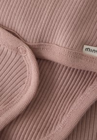 Minymo UNISEX jasnoróżowy