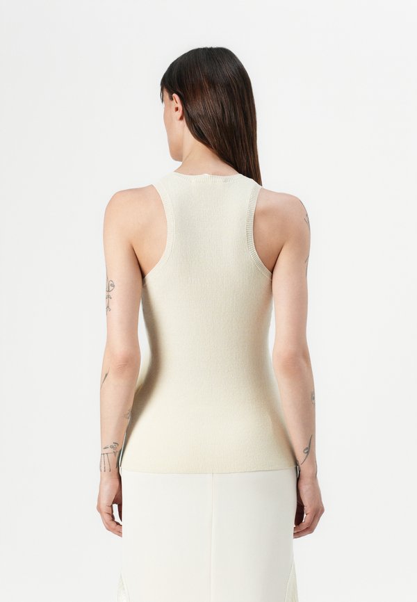 ARANA - Top - pistachio shell2