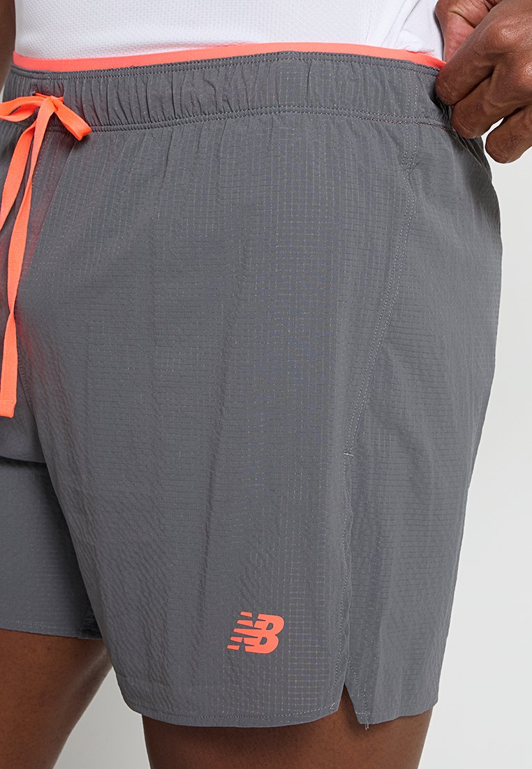 RC ULTRA LIGHT SPLIT SHORT 5"