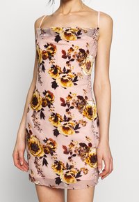 Missguided Sukienka letnia