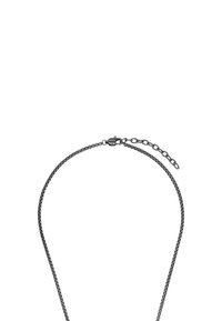 Zwarte metalen ketting met een fijn kettingontwerp, voorzien van een haaksluiting en een verlengkettinkje voor verstelbare lengte. Gladde textuur overal.