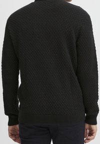 Solid Strickpullover - black
