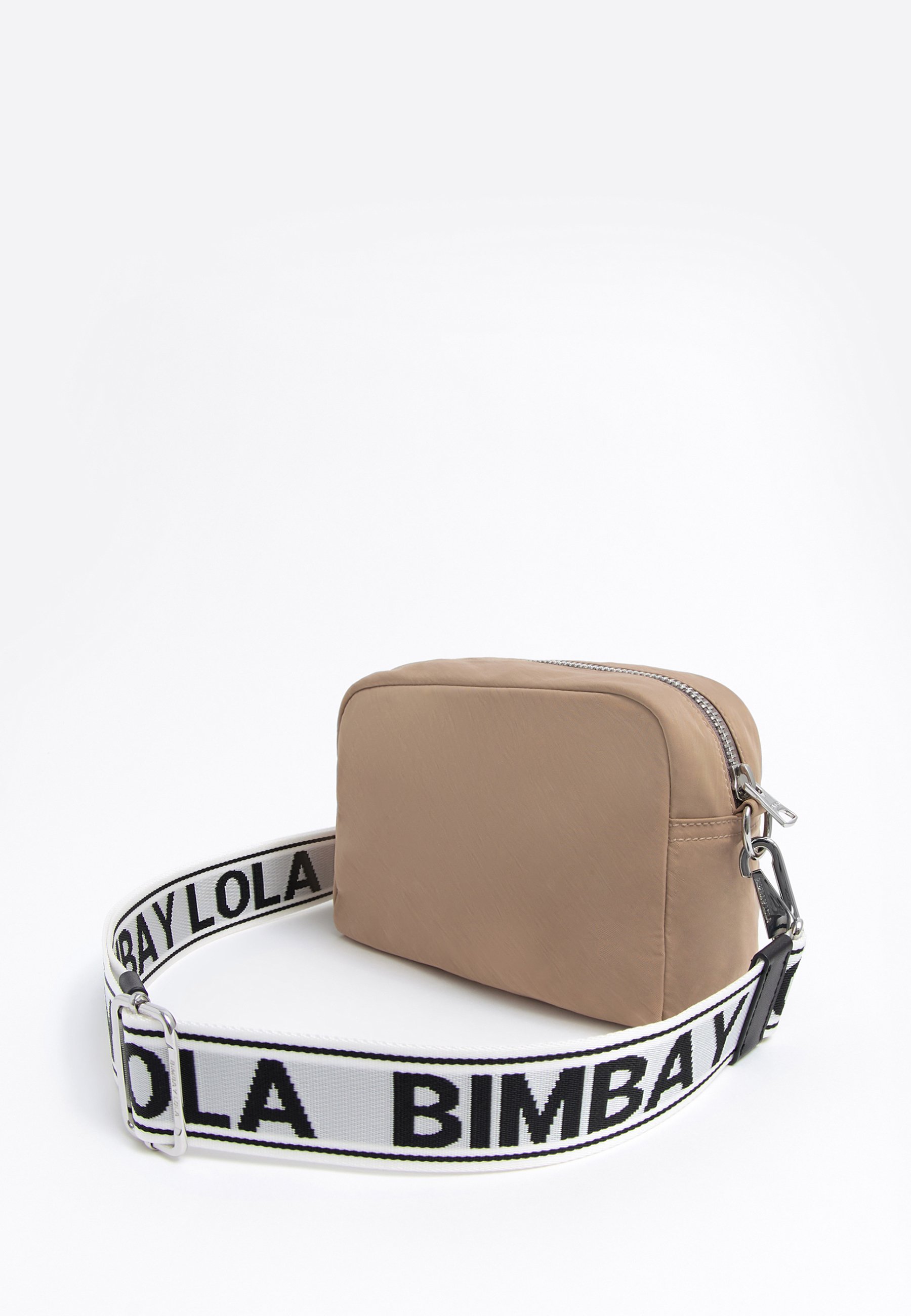 التشويق ضيق المواد الإباحية bolso bimba y lola zalando - nicholasdown.net