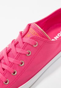 Converse Sneakersy niskie