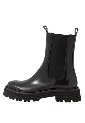Kotníkové boty na platformě - black