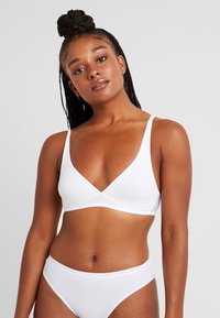 Hanro SENSATION SOFT CUP - Reggiseno a triangolo - white