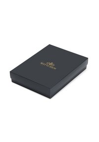 Czarne pudełko kartonowe o gładkiej teksturze, z złotym logo "WITTCHEN" w eleganckiej czcionce, prostokątnego kształtu i subtelnym błyszczącym wykończeniu.
