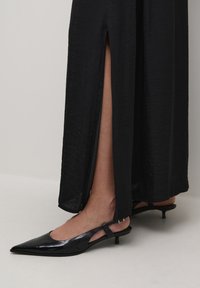Kaffe KAALLIE - Jupe longue - black deep