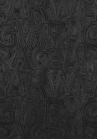 Zwarte stof met verhoogde gebogen lijnen die letters en abstracte vormen vormen. Het ontwerp creëert een textuur- en gelaagd uiterlijk.