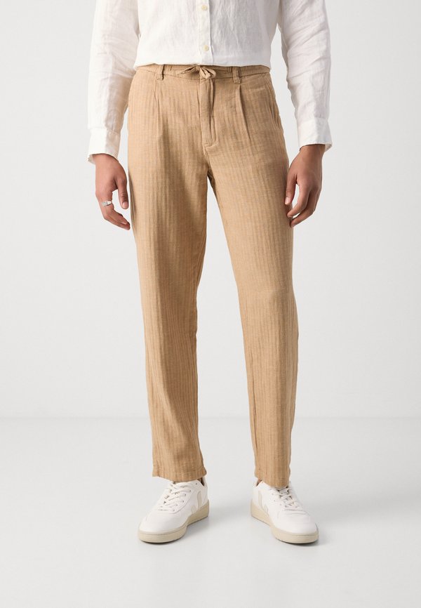 HERRINGBONE PANTS - Trousers - sand4