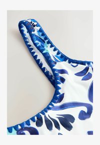 Non selezionato, blue white floral