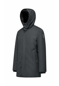 Cappotto invernale grigio scuro con cappuccio, tasche anteriori, maniche lunghe e colletto alto, mostrato da un leggero angolo sinistro su sfondo bianco.