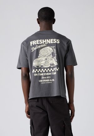 Levi's® LOCKWOOD PRACTICE TEE - Potiskana majica - phantom