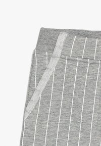 Billybandit Shorts - hellgrau