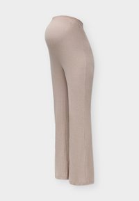 Επιλέχθηκε, mottled beige