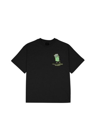 Schwarzes Baumwoll-T-Shirt mit einem grünen Cartoon-Charakterdesign auf der Brust und dem Text "VOLLSTÄNDIG GELADEN, HOMIE" in Gelb. Mit kurzen Ärmeln.