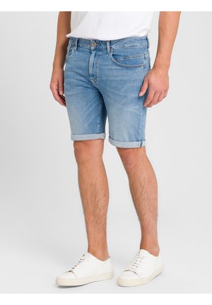Cross Jeans JIM - Szorty jeansowe