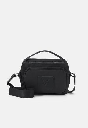 Valentino Bags Skuldertasker - black