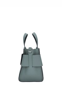 Borsa a mano in pelle verde con una forma strutturata, doppio manico corto e due tasche frontali. Dotata di accessori in argento e dettagli neri a contrasto.