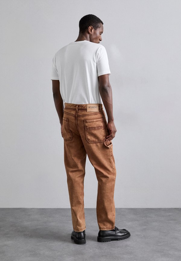 PANTALONE TASCHE - Relaxed fit jeans - coccio2