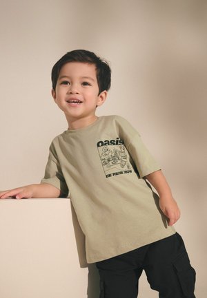 Next, REGULAR FIT - SHORT SLEEVE BAND GRAPHIC T-SHIRT  . - T-shirt imprimé - stone
