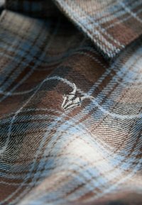 smALLSAINTS VALENS - Camicia - brown blue