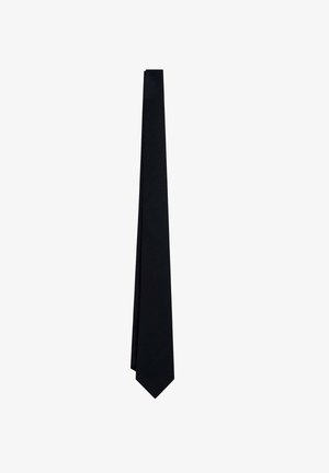 Corbata negra lisa con extremo estrecho, hecha de un tejido texturizado, exhibida sobre un fondo blanco.