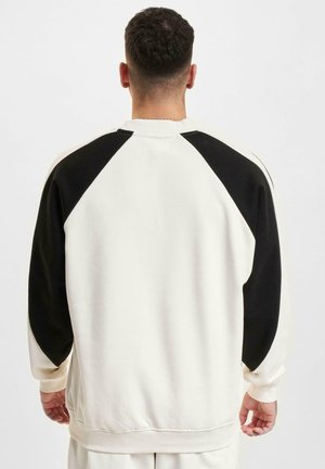 Rangering 4: Rocawear - BLOCKS - Sweatshirt