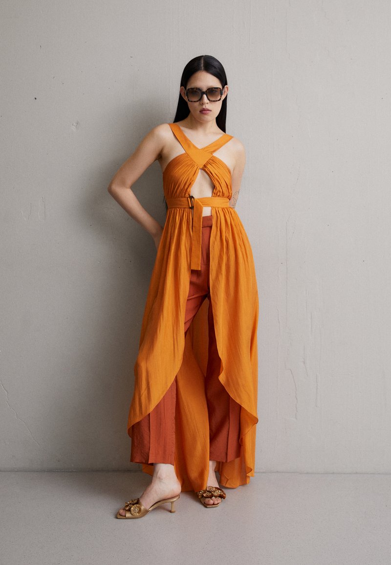 Alberta Ferretti - DRESS - Dolga obleka - orange, Povečajte