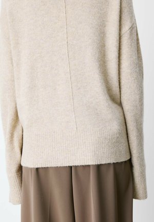 Grace & Mila, PULL LARGE EN MAILLE JERSEY COL MONTANT SABLE ADELICE - Pullover - sable