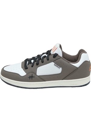 Sneakers laag - brown white