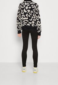 VILA Strickpullover - black