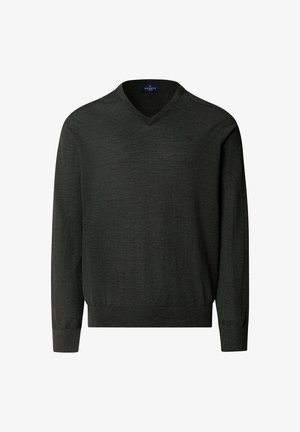 Donkergroene v-halstrui gemaakt van zacht materiaal, met lange mouwen en geribbelde manchetten. Voorzien van een klein logo op de linkerkant van de borst.