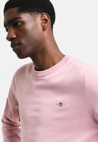 GANT CLASSIC C NECK - Pulóver - dusty pink