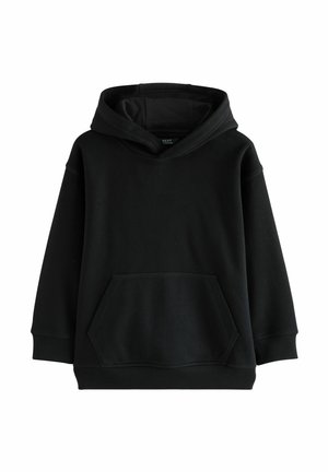 Czarna bluza z kapturem wykonana z miękkiego materiału, z kieszenią kangurką, szerokim kapturem i ściągaczami przy mankietach. Prosty design bez wzorów czy akcentów.