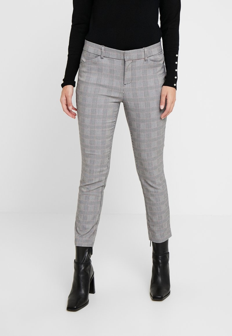 GAP Petite Vaqueros pitillo - grey