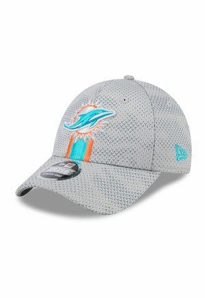 Hellgrauer Baseballcap mit einem blauen und orangefarbenen Miami Dolphins-Logo und Muster, mit einem gebogenen Schirm und verstellbarem Riemen.