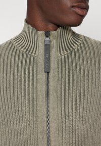 Replay Cardigan - mud green