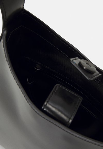 Filippa K SMALL SHOULDER BAG - Bolso de mano - black