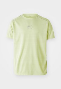 AIR RUN TEE - Marškinėliai su spaudiniu - olive aura