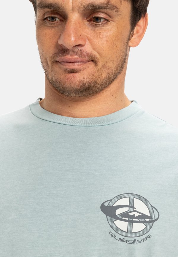 WAKE UP WORLD  - Print T-shirt - gkb2