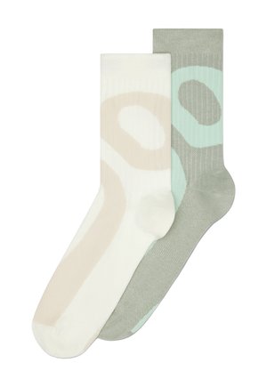 Két pár bordázott zokni: az egyik krémszínű, bézs absztrakt mintákkal, a másik tompa zöld, világos türkiz mintákkal. Mindkettő pamut keverékből készült.