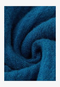 Wybrany, Blue