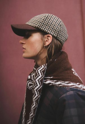 Next, FELTED CAP - Cap - chocolate brown houndstooth
