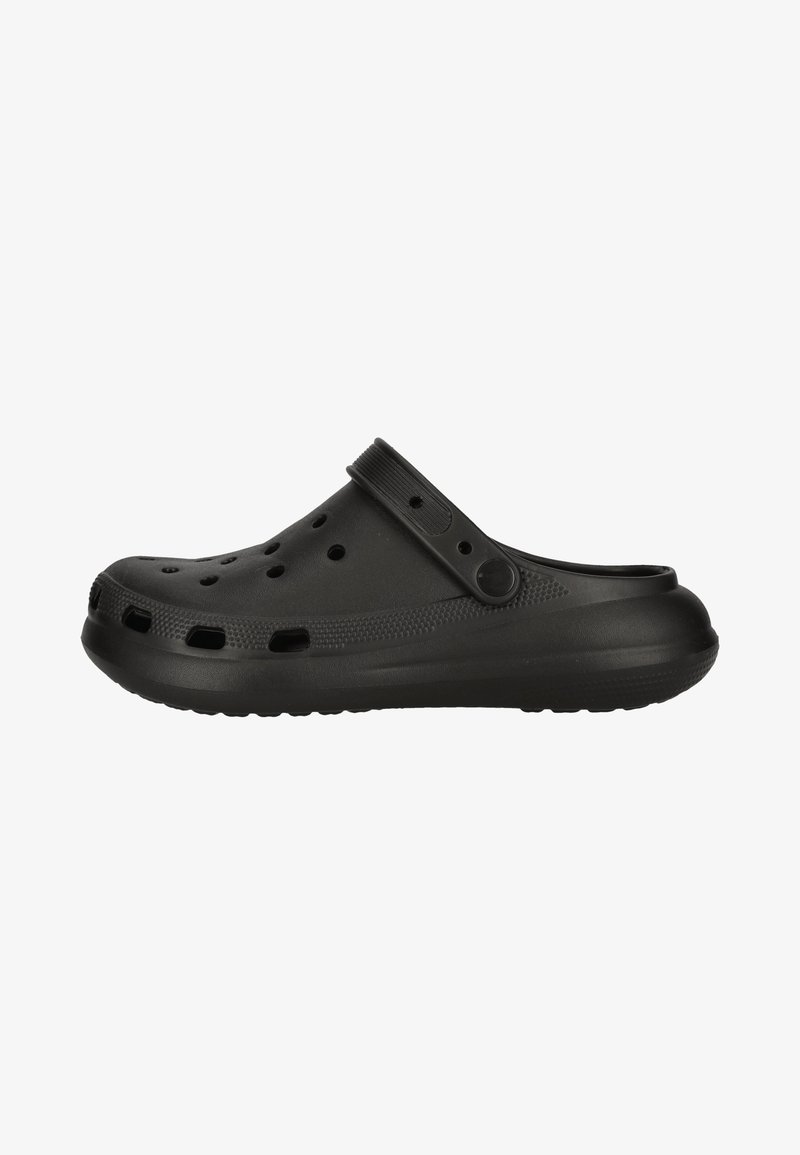 Sabot noir à enfiler avec des trous de ventilation et une bride réglable à l'arrière, fabriqué en matériau léger et flexible adapté à une tenue décontractée.