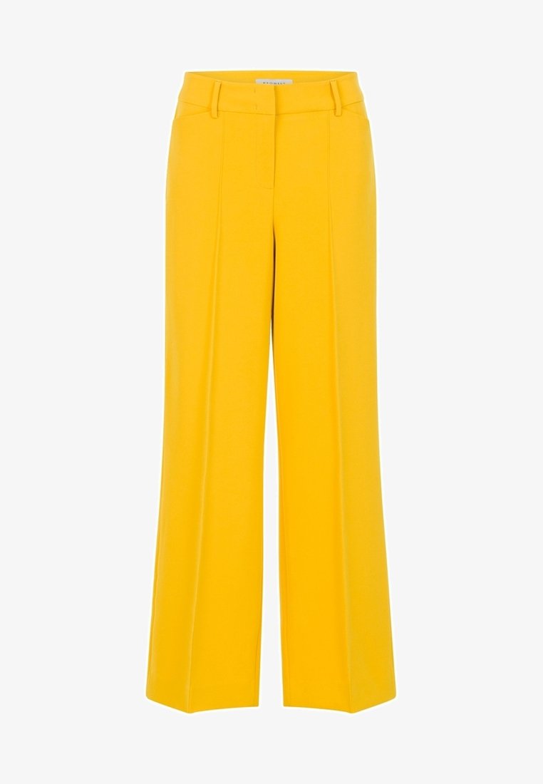 Pantalon large jaune vif avec plis devant, passants pour ceinture et fermeture frontale dissimulée.