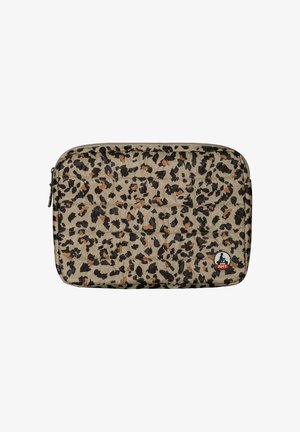 Housse d'ordinateur portable à motif léopard en tissu léger, avec un fond crème et des taches noires et brunes, et une fermeture éclair.